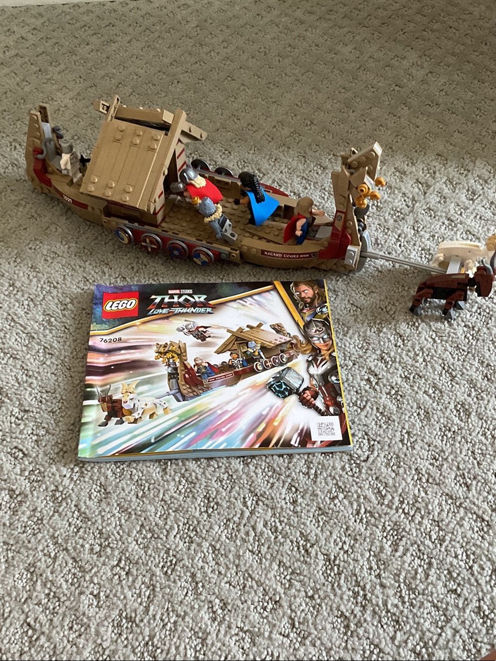 LEGO Tan and Red Viking Ship Playset with Minifigures